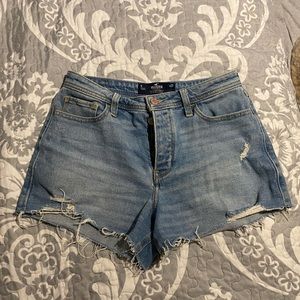 Hollister cut off Jean shorts